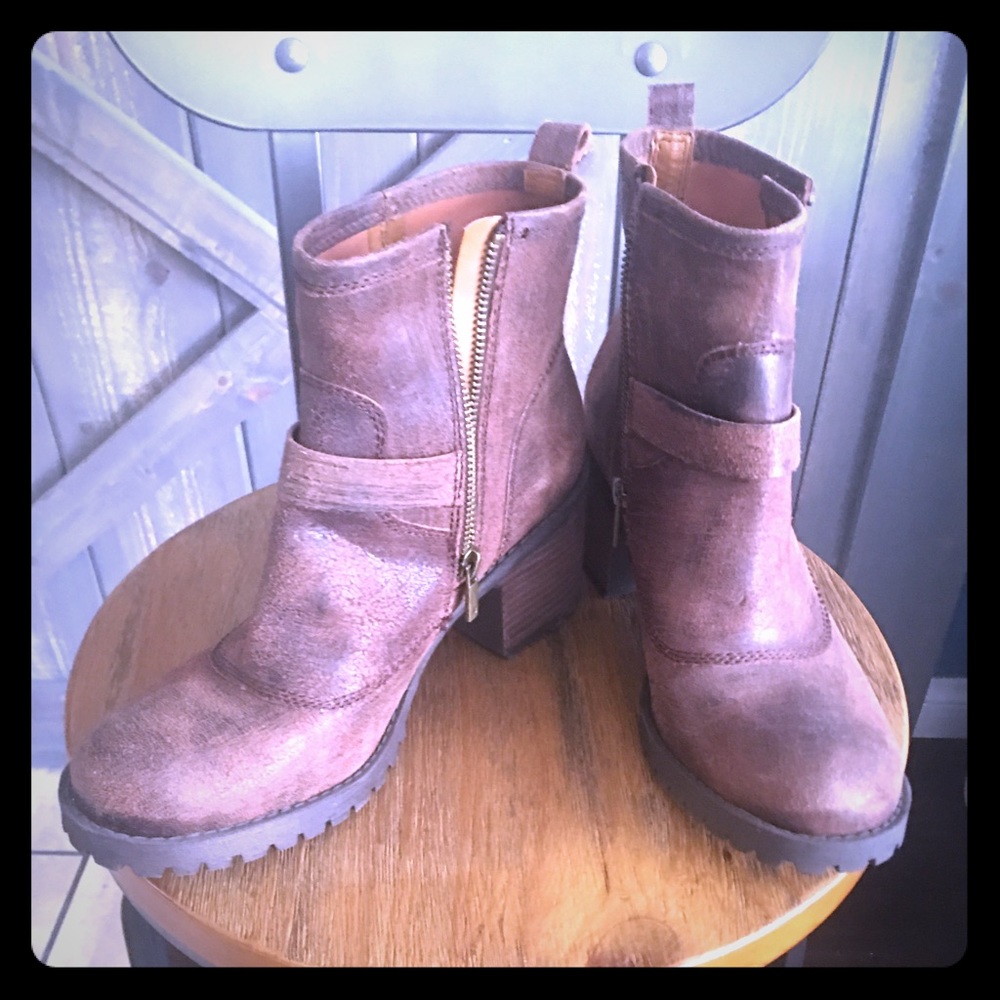 Lucky brand boots